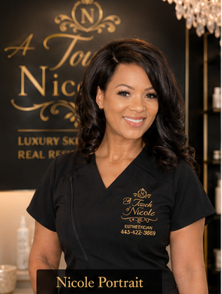 Nicole – Licensed Esthetician & Educator